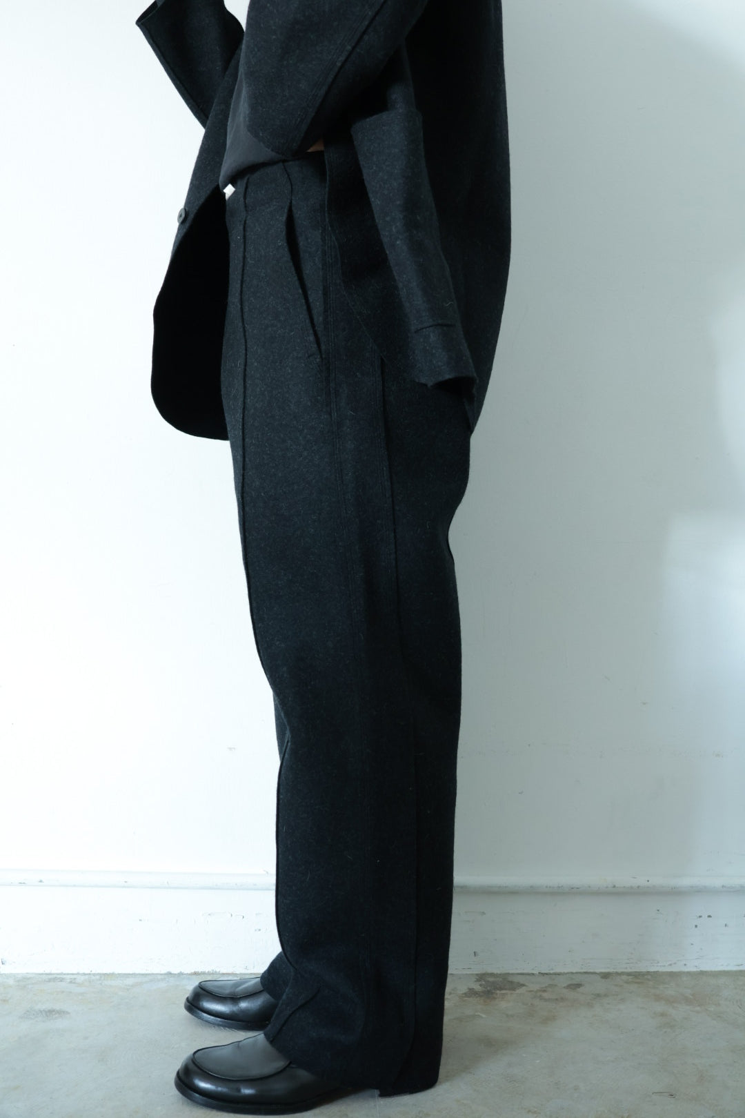【Cale】WOOL FELT EASY PANTS