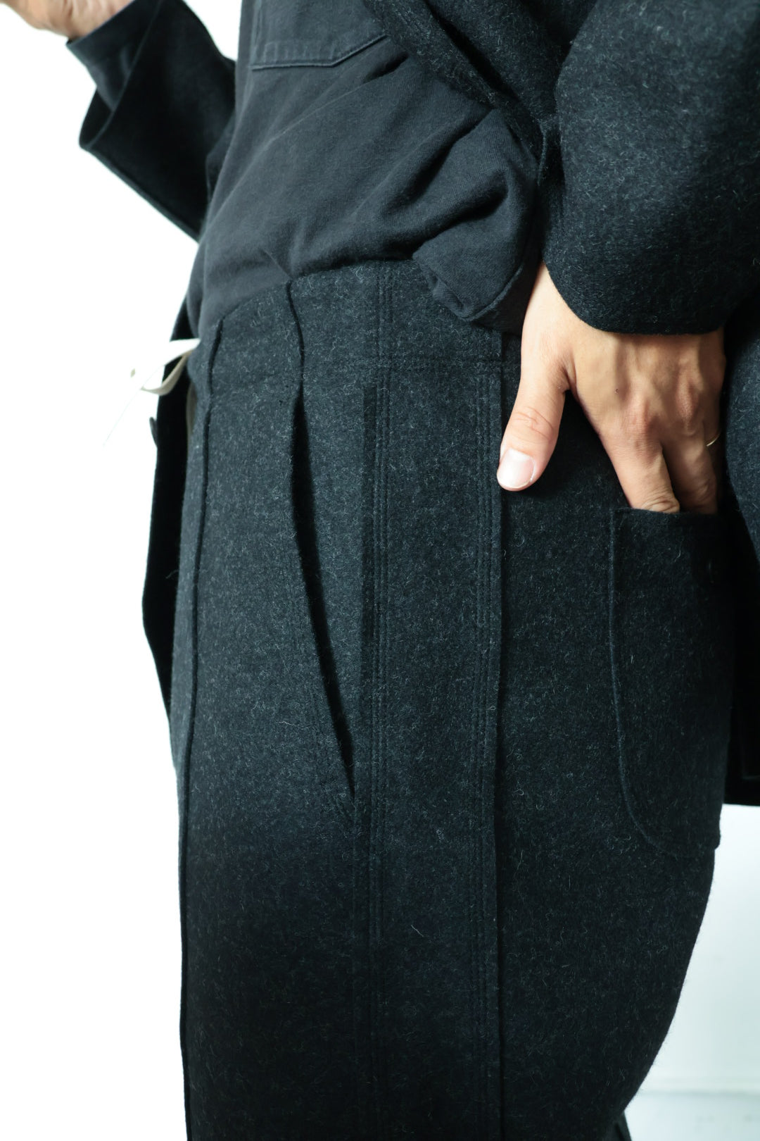 【Cale】WOOL FELT EASY PANTS