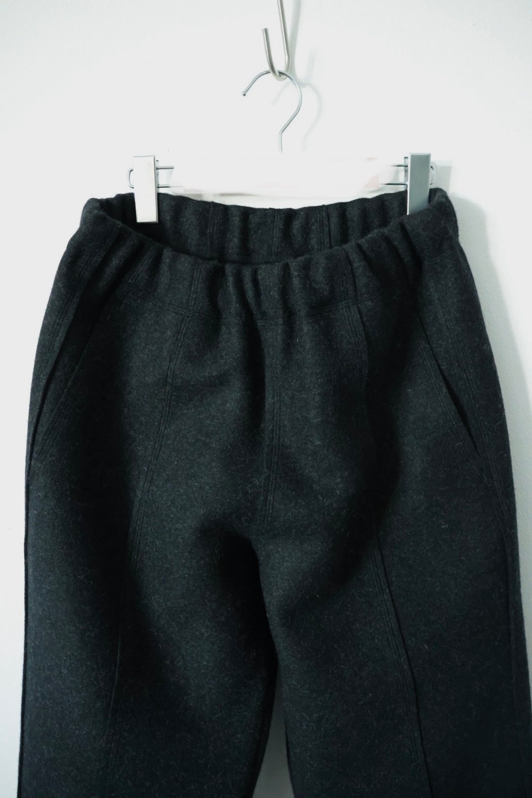 【Cale】WOOL FELT EASY PANTS
