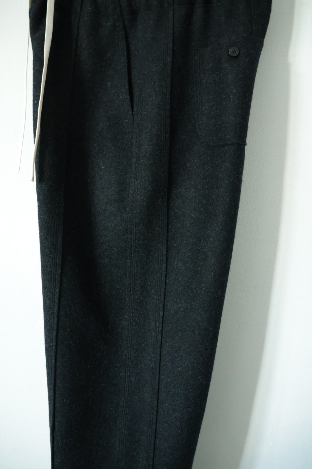 【Cale】WOOL FELT EASY PANTS