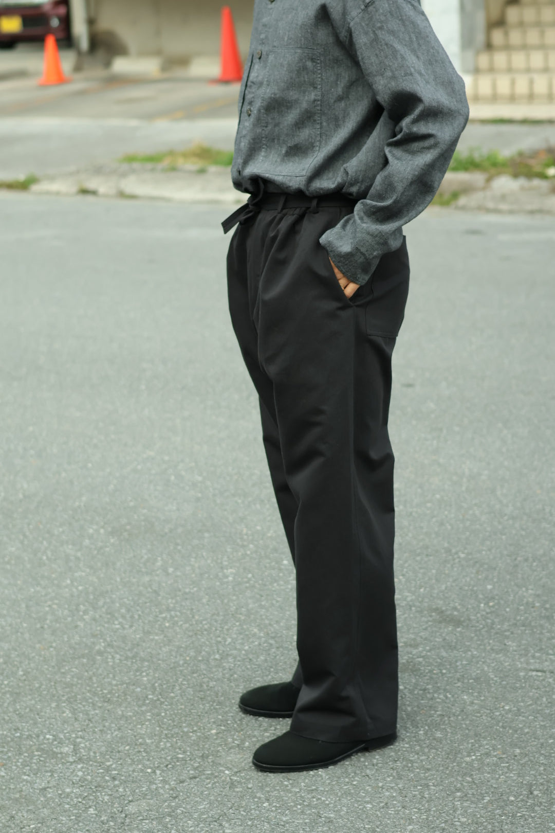 【Cale】COTTON LINEN TWILL EASY TROUSERS