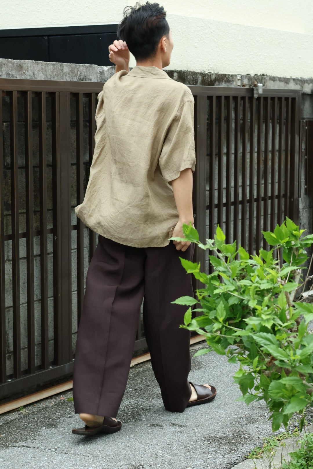 【YLÈVE】TENCEL TWO TUCK TROUSERS