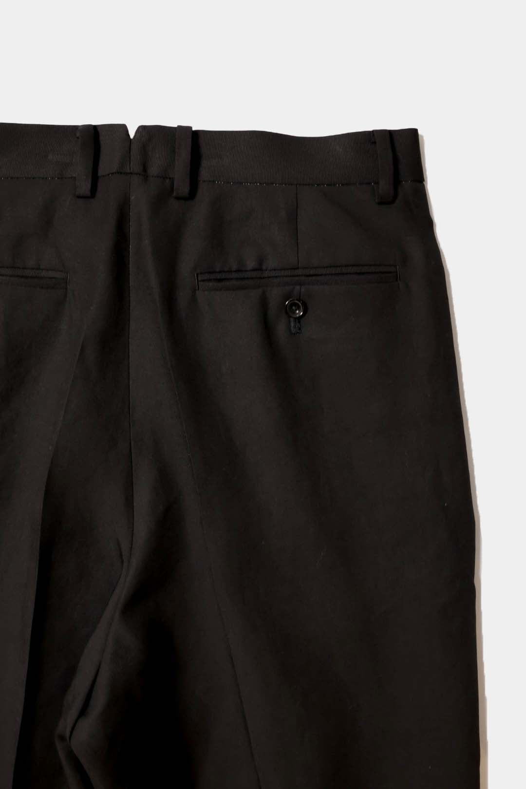 【YLÈVE】TENCEL TWO TUCK TROUSERS