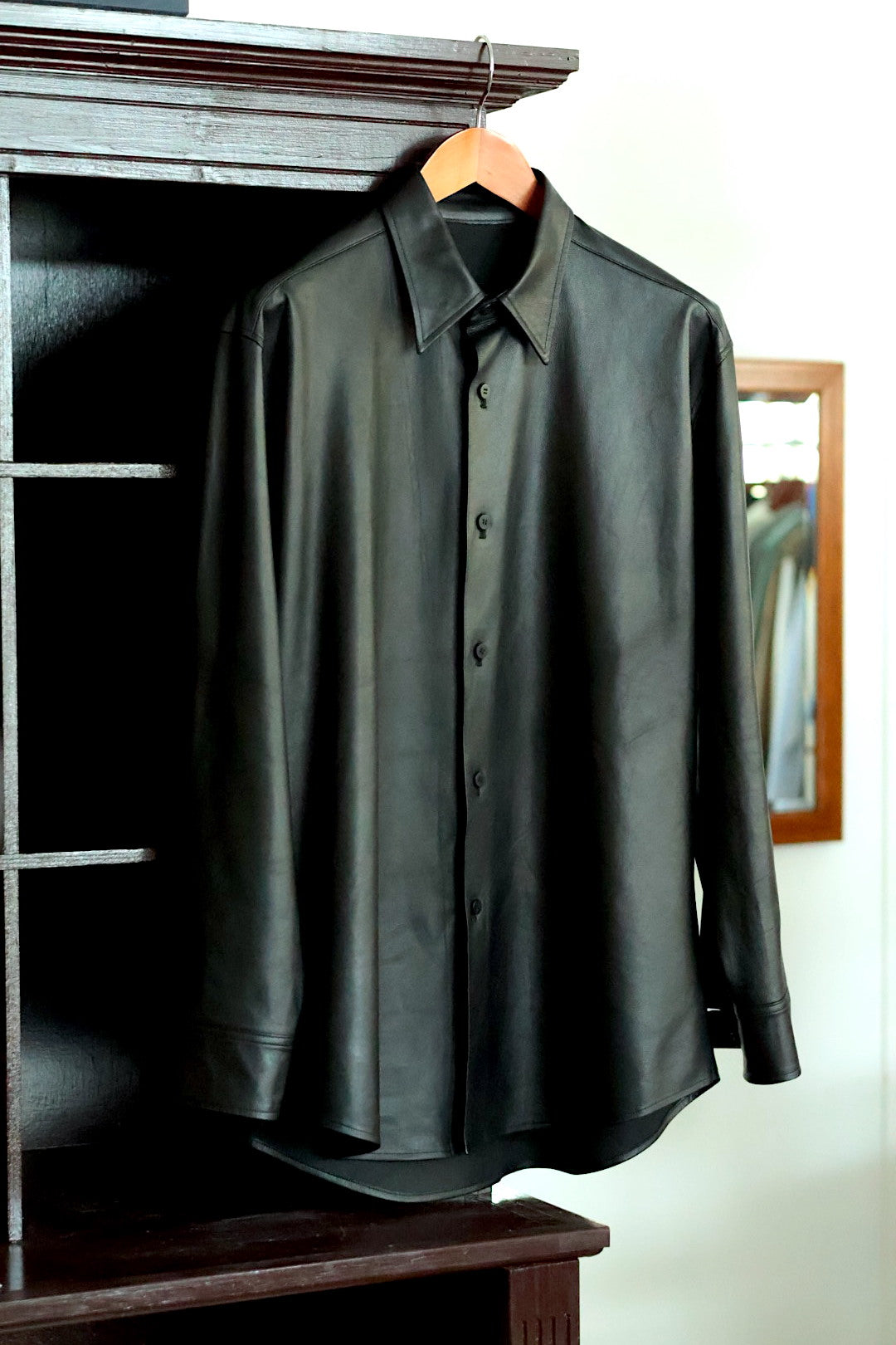 【Cale】 Lamb Leather Shirt