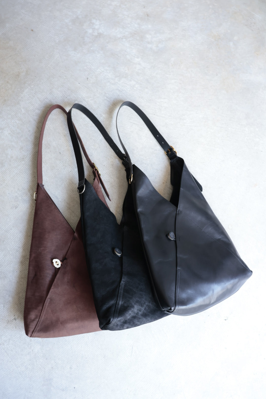 【Post Production】Hobo Bag / Horse Nubuck / Brown