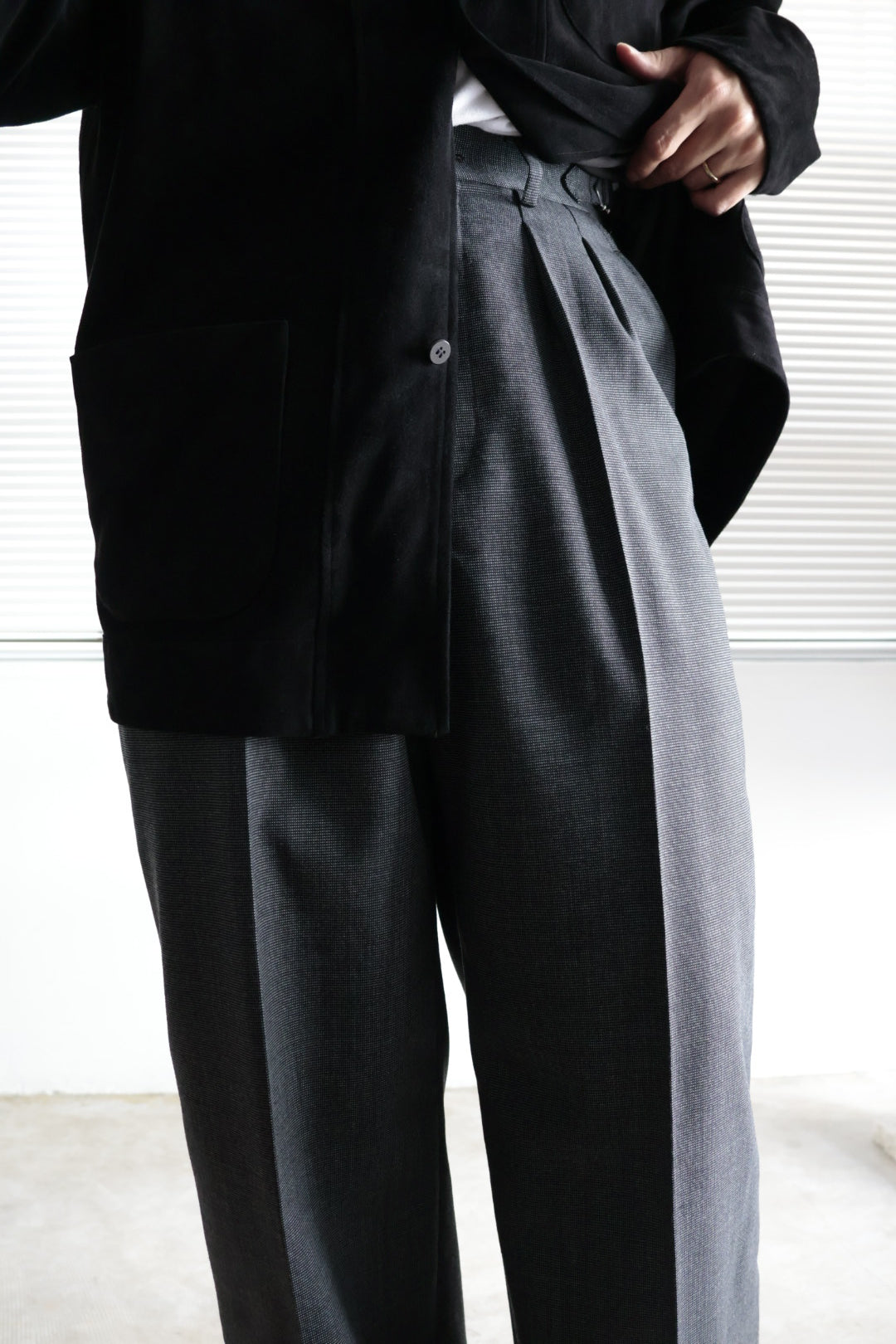 26SS【谷吹】Two intuck wide trousers -Gray- BISHU Wool
