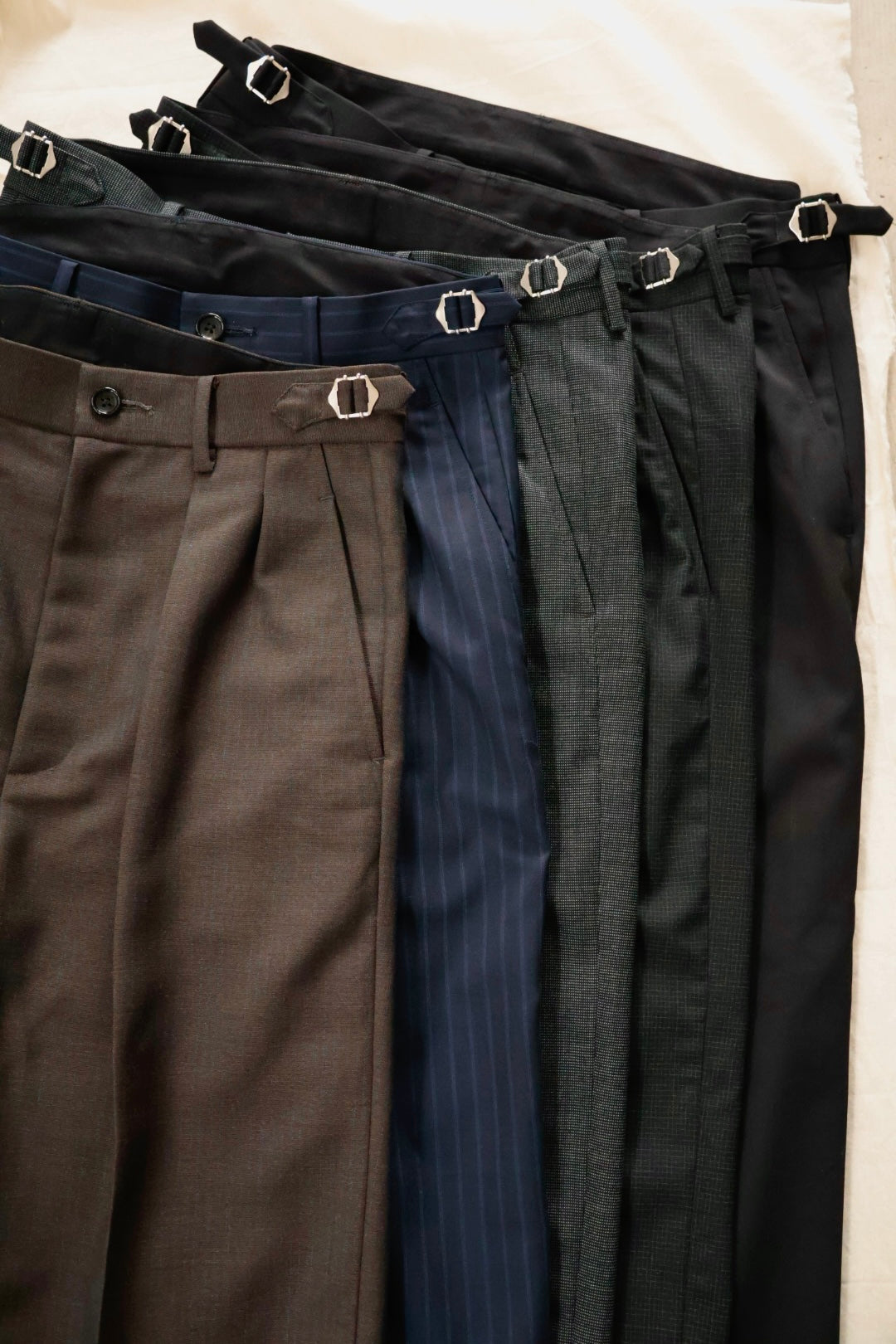 26SS【谷吹】Two intuck wide trousers -Black- Microcheck