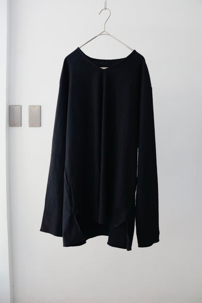 [barbell object] v top / black