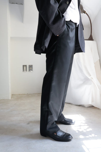 【YLÈVE】 WOOL MOHAIR GABA STRAIGHT TROUSERS