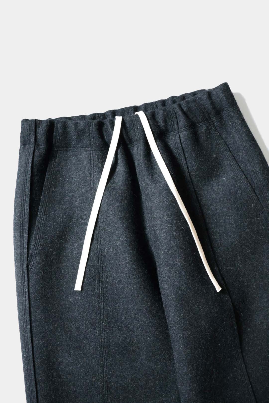 【Cale】WOOL FELT EASY PANTS