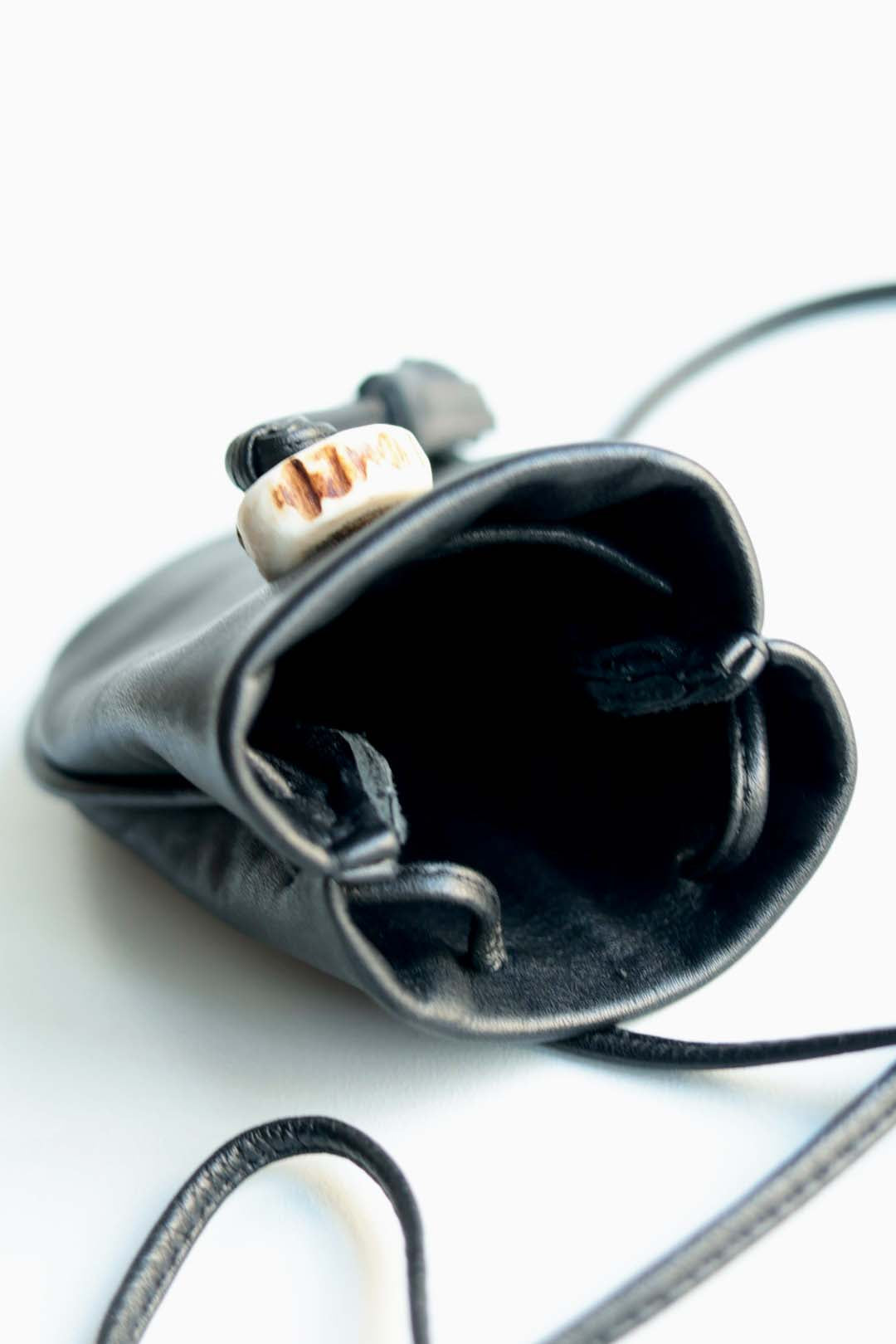 【Thumbindex】KINCHAKU Necklace Deer horn