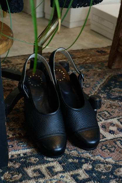 【Post Production】FACE Sandals