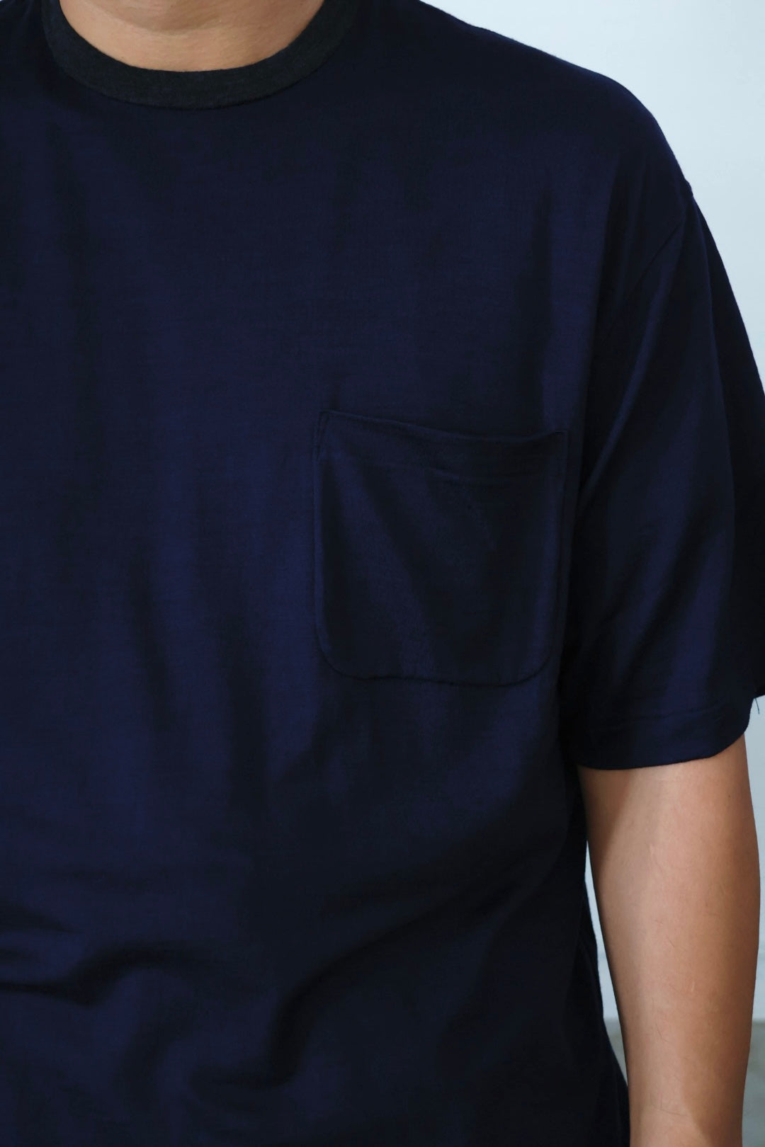 awasa / Super 100's ウール Tシャツ "navy × dark gray"