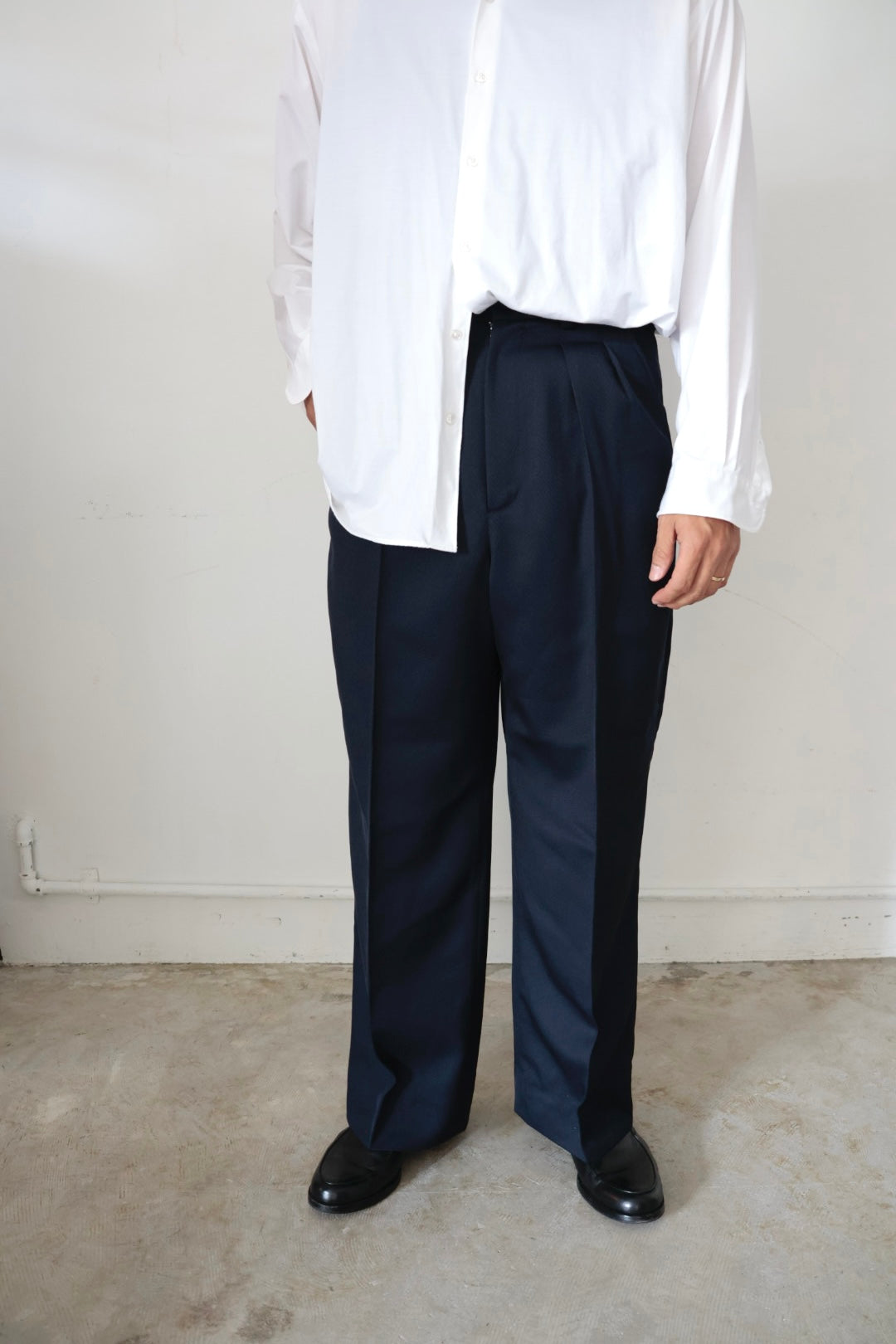 【谷吹】Two intuck wide trousers / Navy / Italian Fabric
