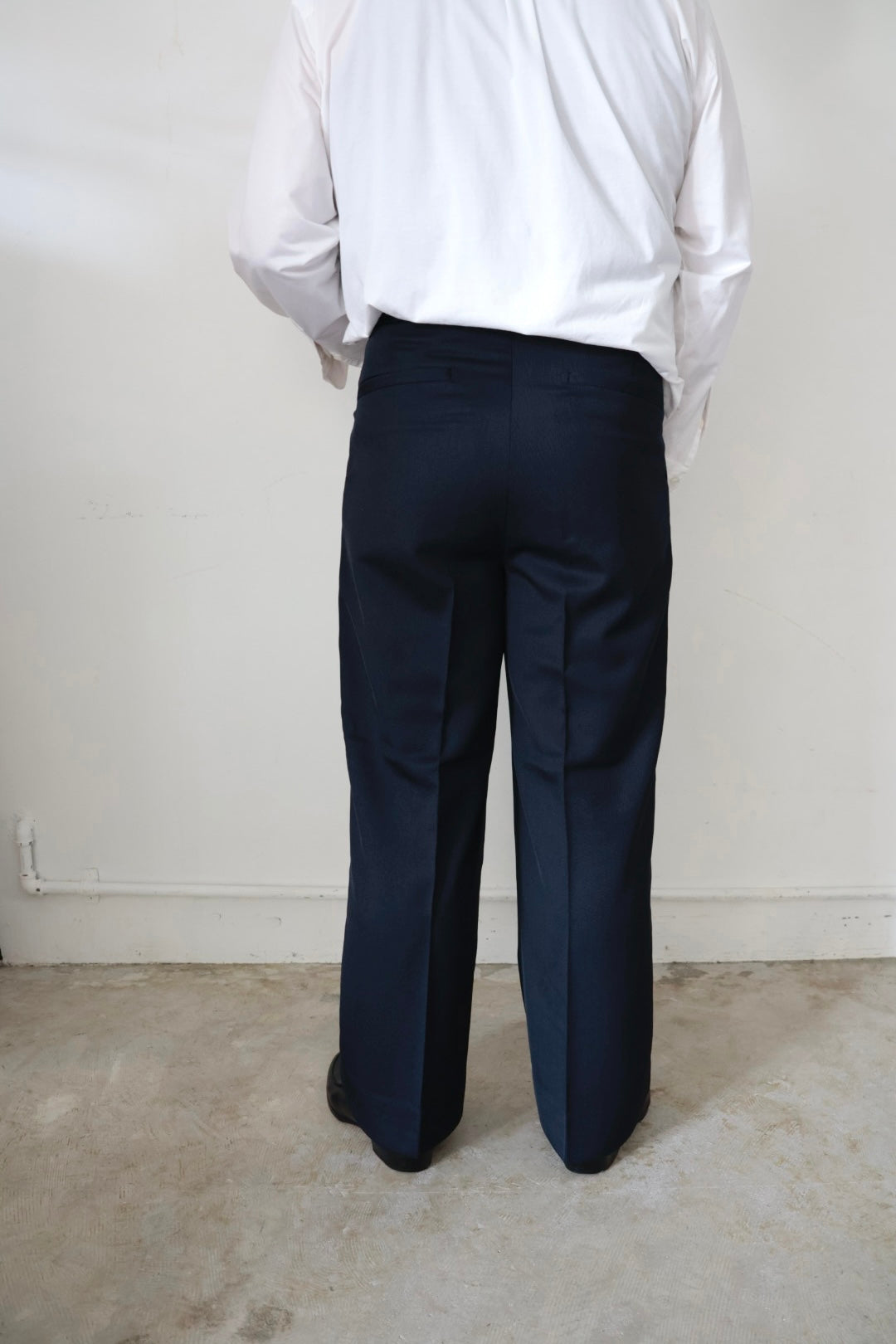 【谷吹】Two intuck wide trousers / Navy / Italian Fabric