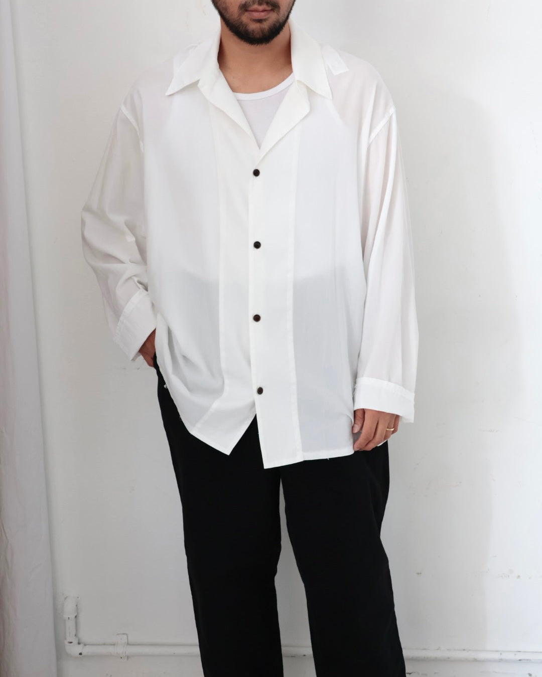 【barbell object】 or sh / White