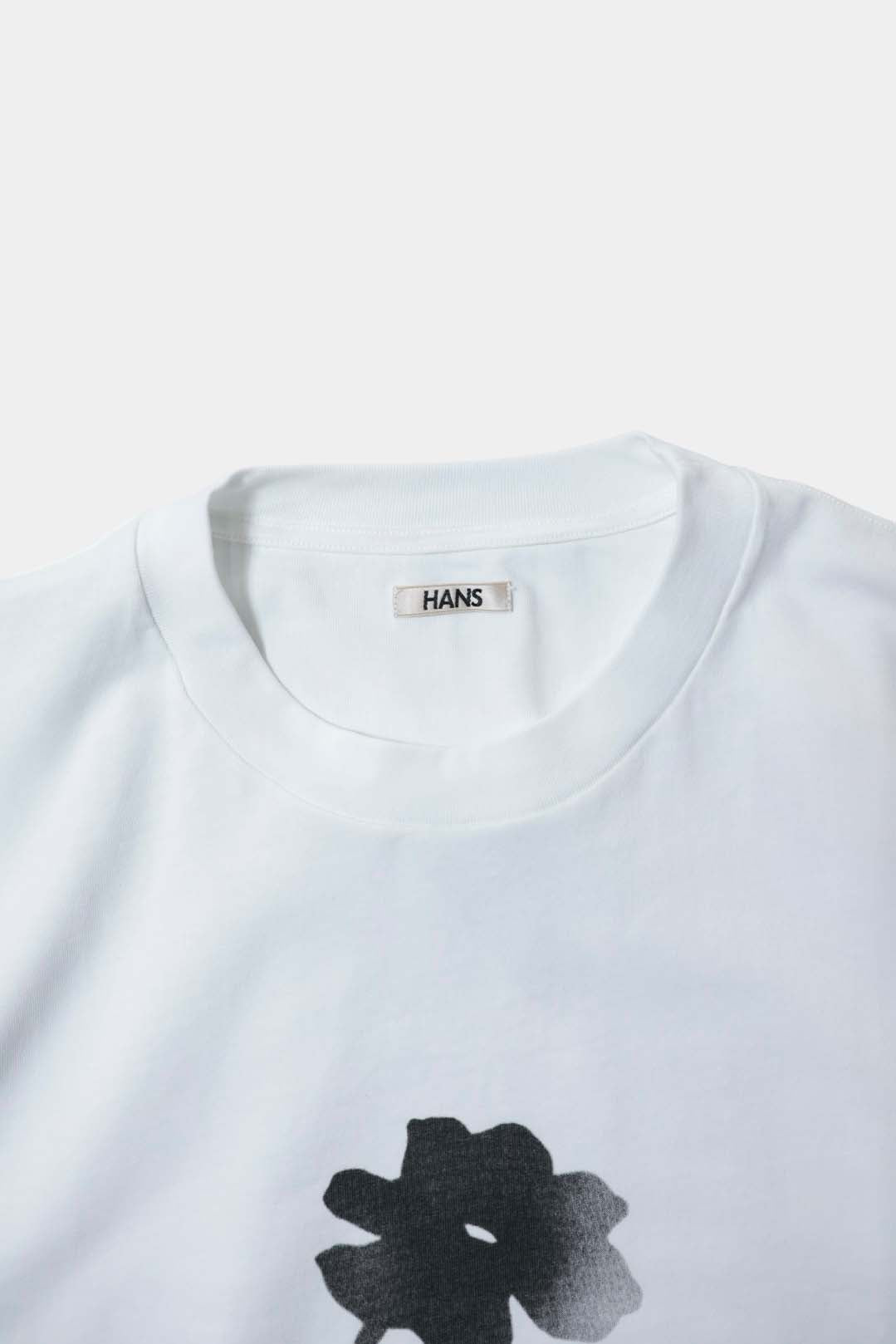 【HANS】FLOWER PRINT T-SHIRT / WHITE