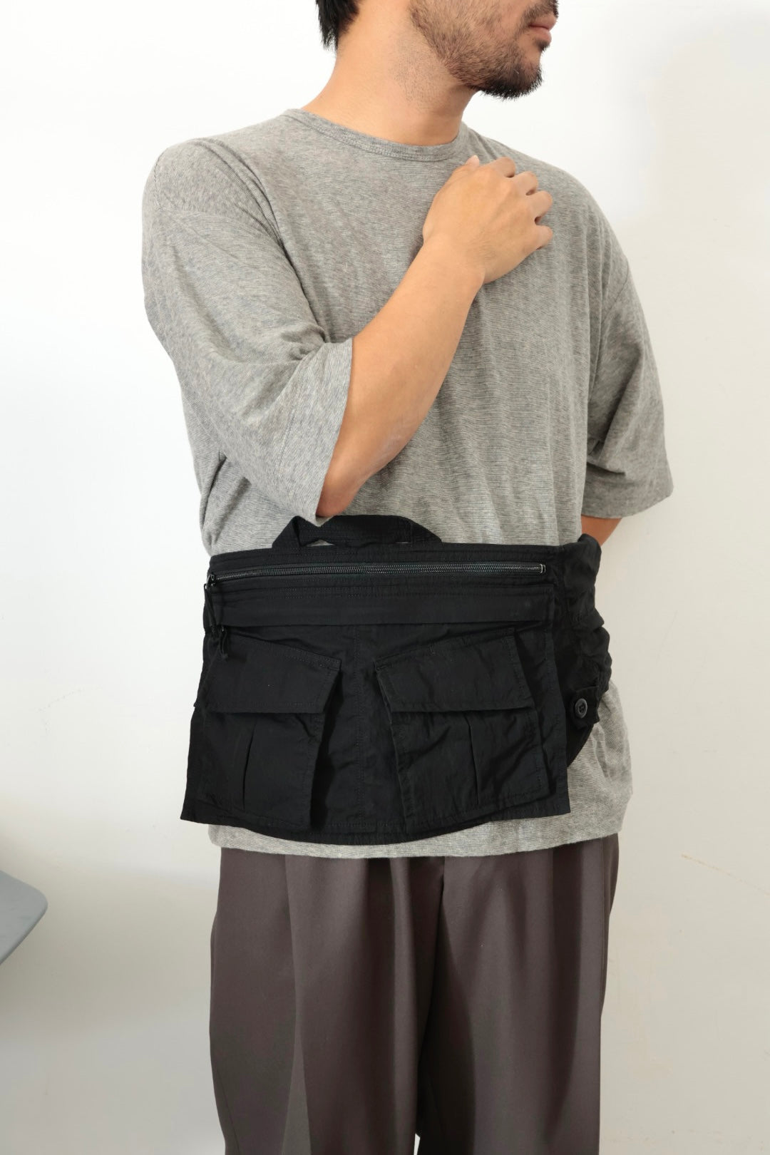 【i'm here:】 " SLEEVE " BAG: