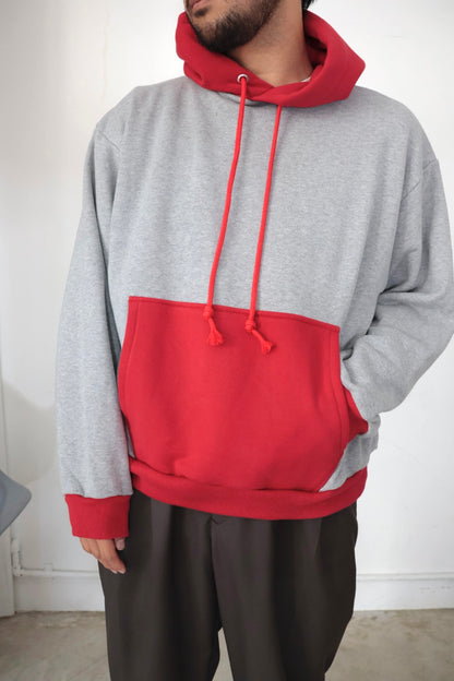 【KOOKY ZOO 】2TONE HOODIE / GRAY × RED