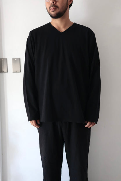 [barbell object] v top / black