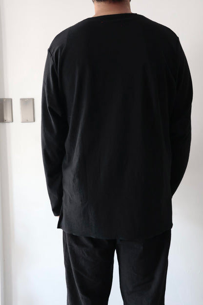 [barbell object] v top / black