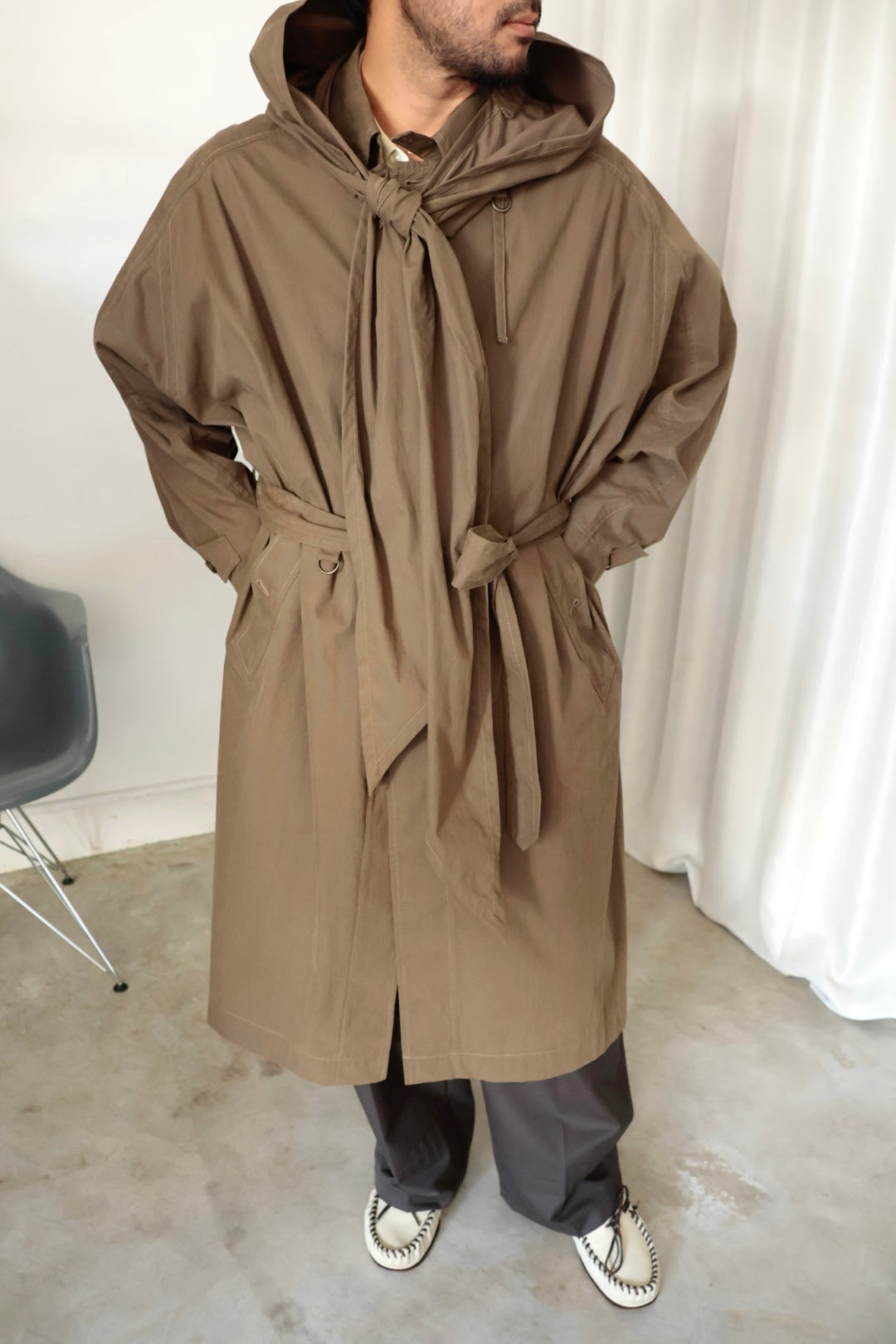 【i'm here:】HAOLI TRENCH COAT : / KHAKI