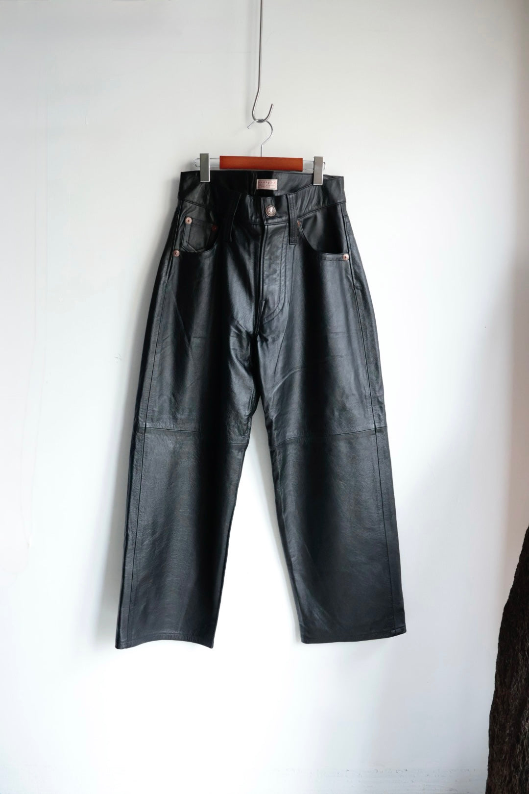 【KOOKY ZOO 】BAGGY PANTS