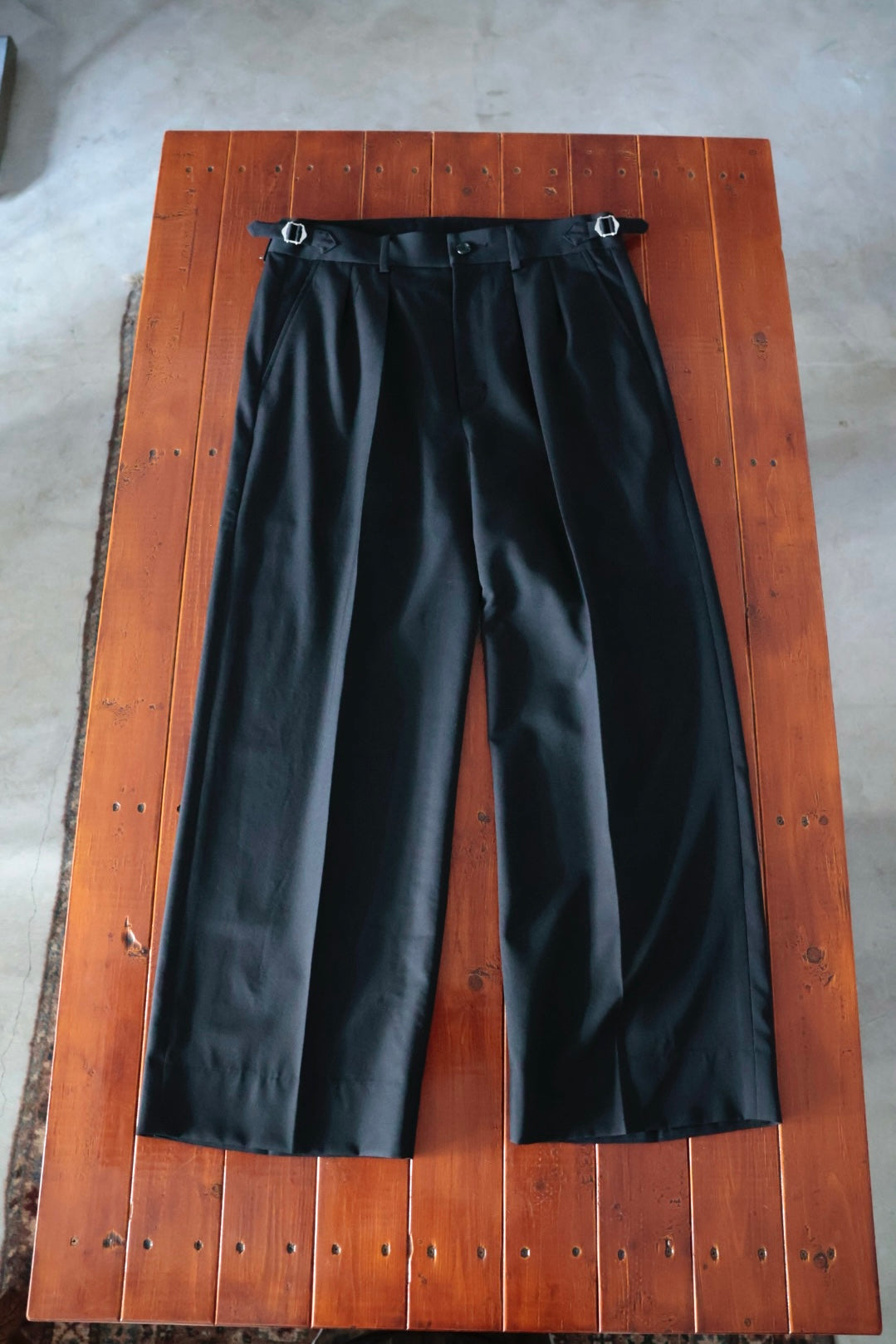 26SS【谷吹】Two intuck wide trousers -Black-  Wool Twill