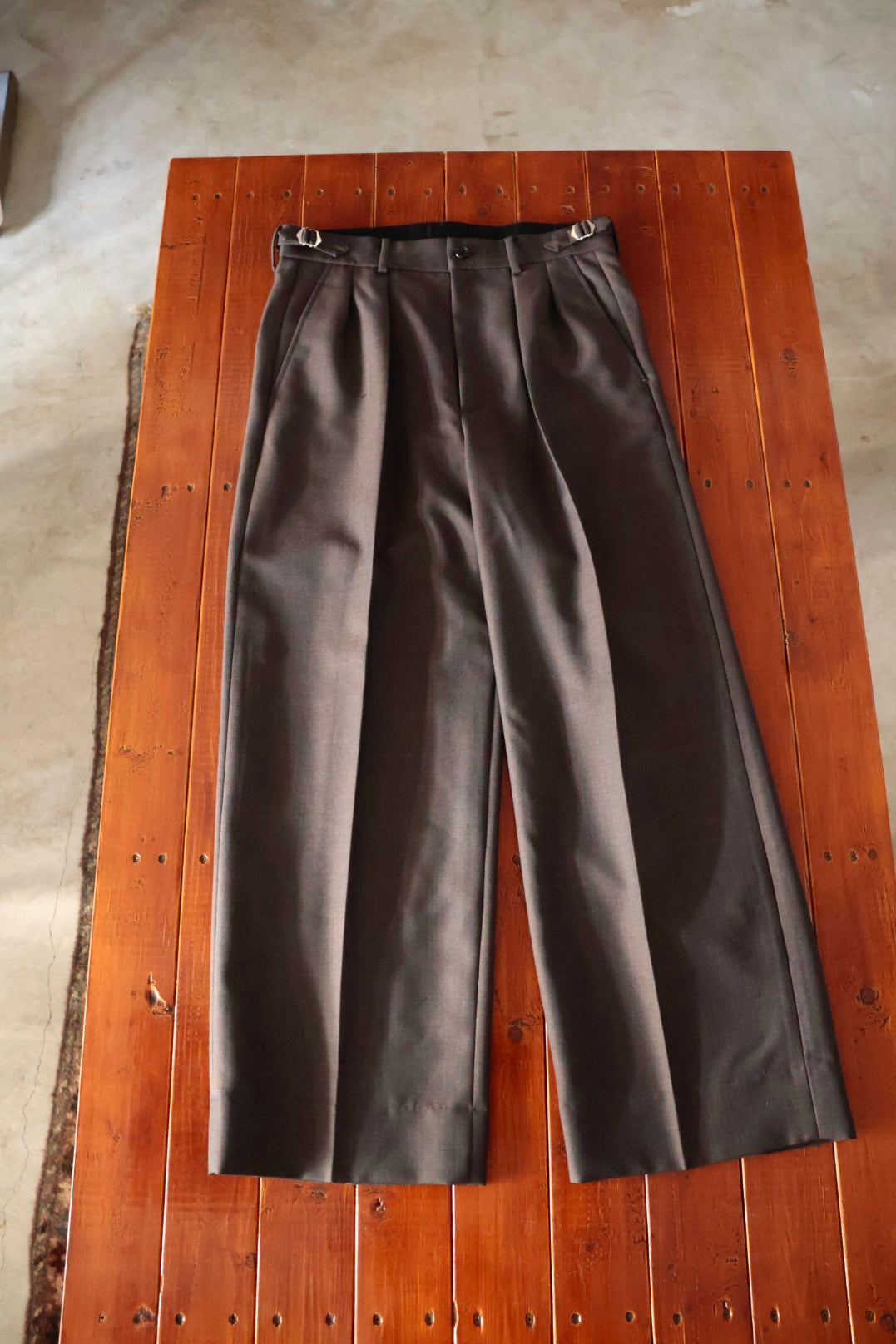 26SS【谷吹】Two intuck wide trousers -Brown-