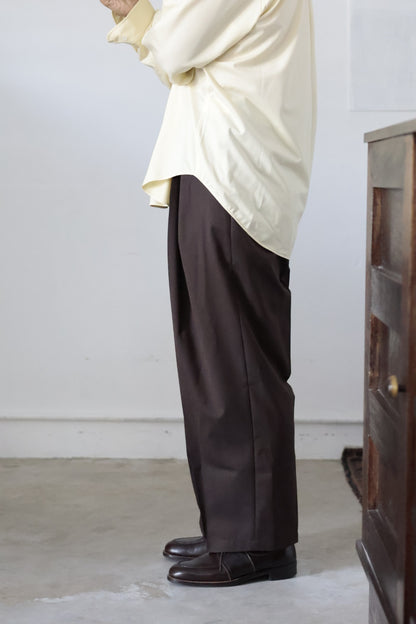 26SS【i'm here:】UN(I)FORM:"ONE"TUCK PANTS