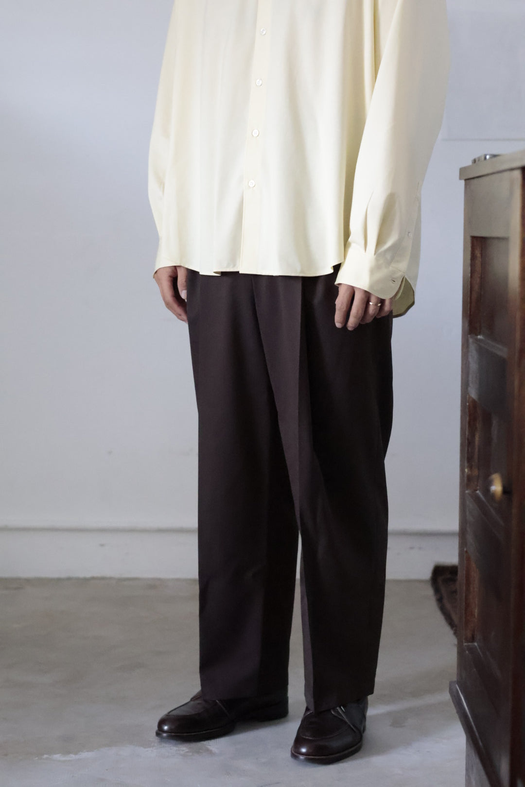 26SS【i'm here:】UN(I)FORM:"ONE"TUCK PANTS