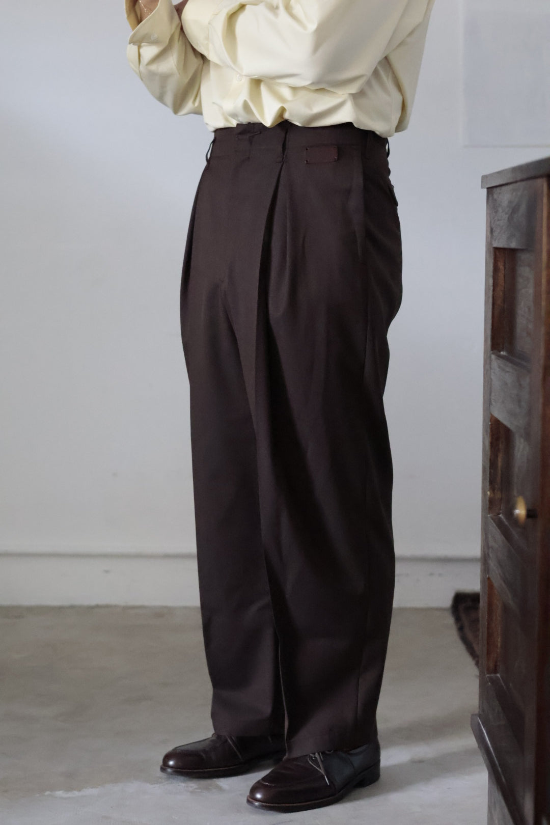 26SS【i'm here:】UN(I)FORM:"ONE"TUCK PANTS