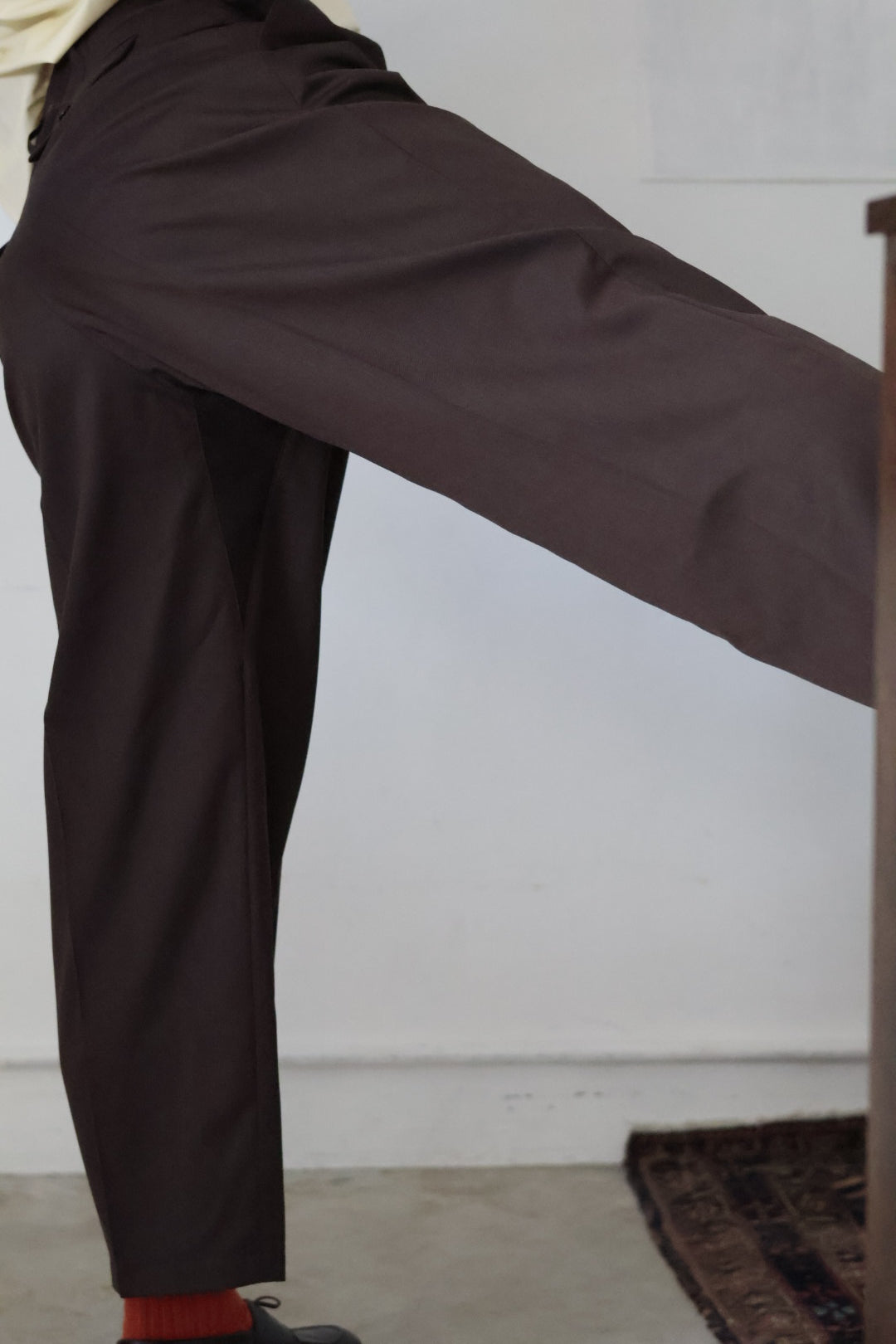 26SS【i'm here:】UN(I)FORM:"ONE"TUCK PANTS