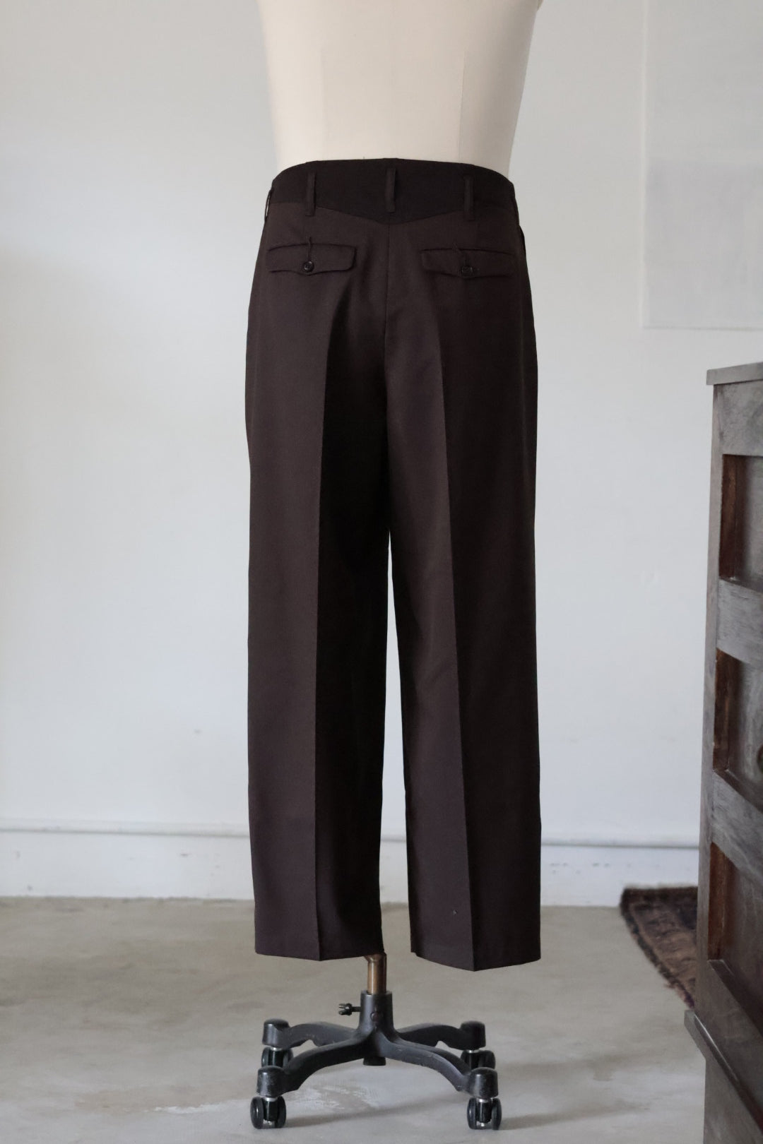 26SS【i'm here:】UN(I)FORM:"ONE"TUCK PANTS