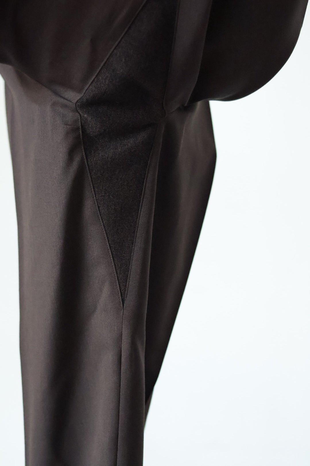 26SS【i'm here:】UN(I)FORM:"ONE"TUCK PANTS