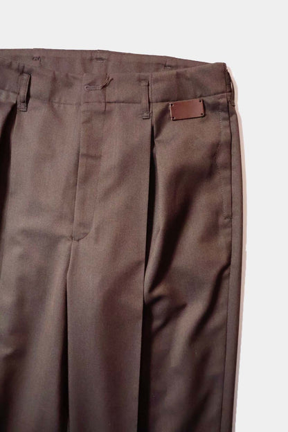 26SS【i'm here:】UN(I)FORM:"ONE"TUCK PANTS