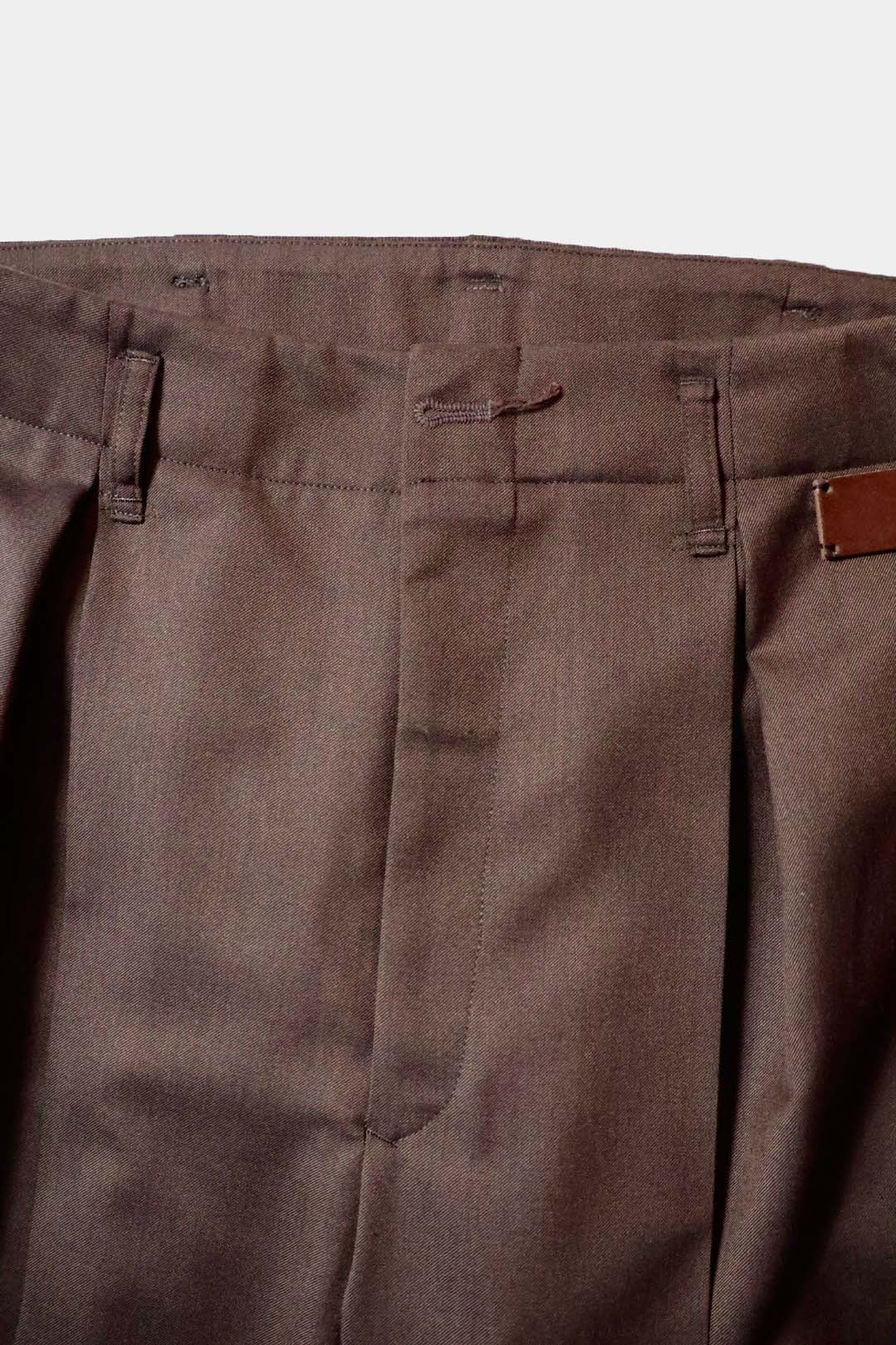 26SS【i'm here:】UN(I)FORM:"ONE"TUCK PANTS