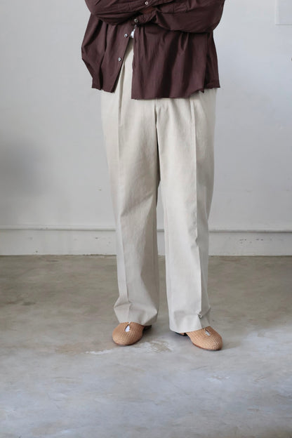 26SS【Cale】Nidom Chino Two Tuck Trousers