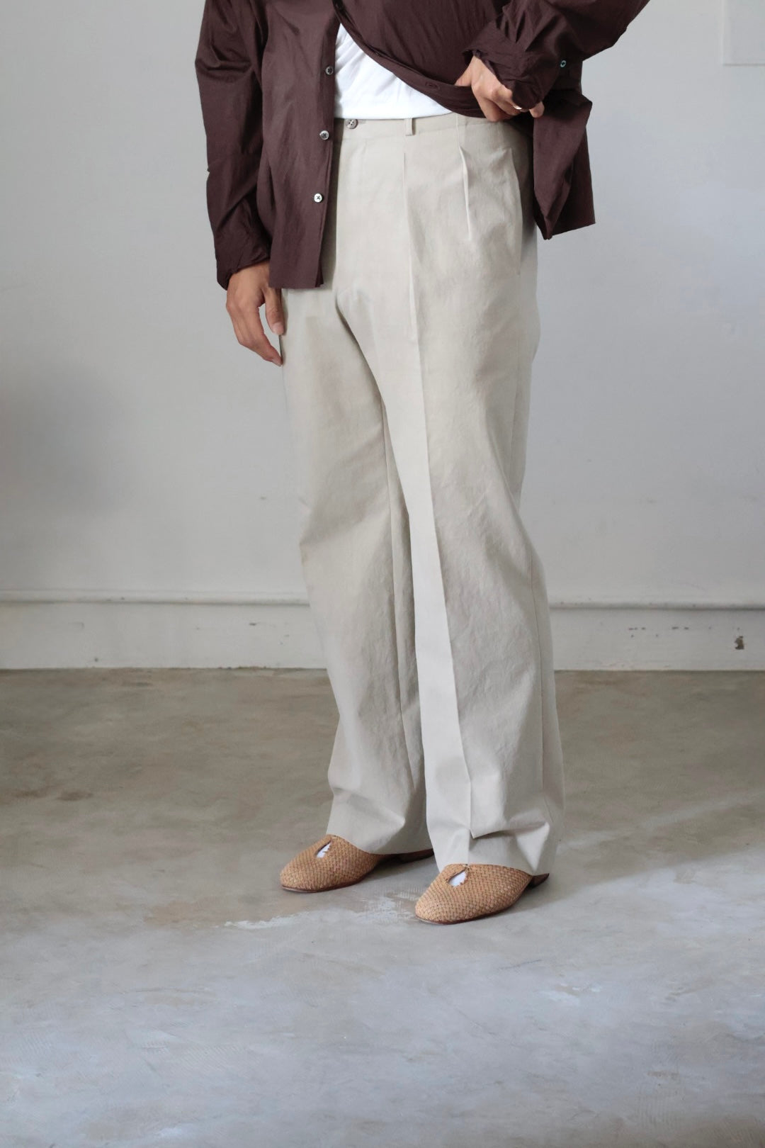 26SS【Cale】Nidom Chino Two Tuck Trousers