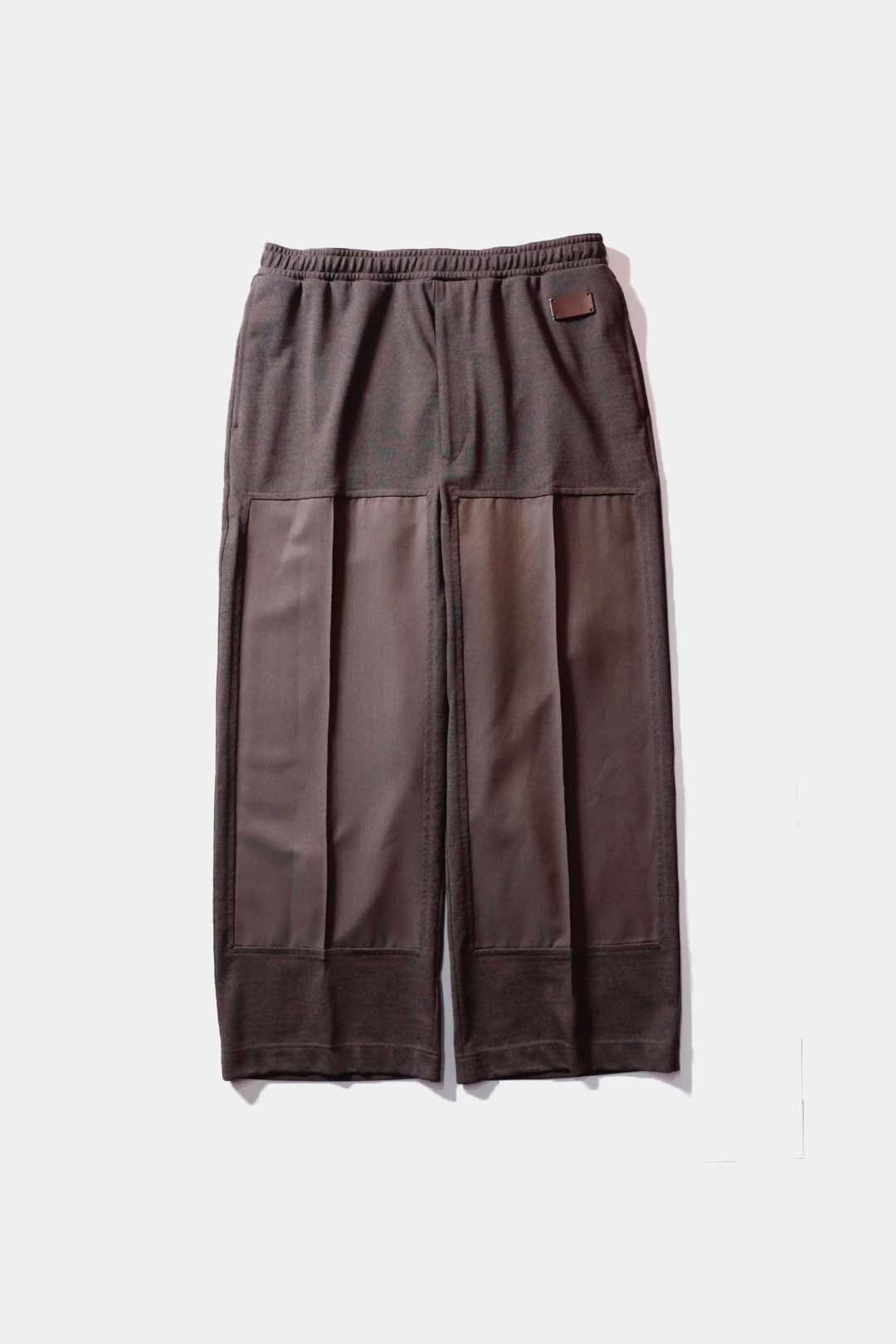 26SS [i'm here:] UN(I)FORM JERSEY: DOCKING PANTS / BROWN