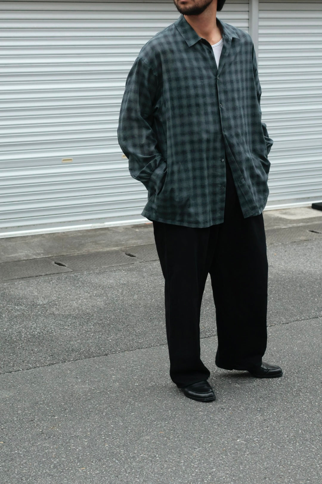 26SS【Urig】OMBRE CHECK SIDE HIDE POCKET SHIRT LS / Charcoal